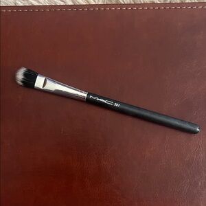 MAC Cosmetics #287 Duo Fibre Contour Brush